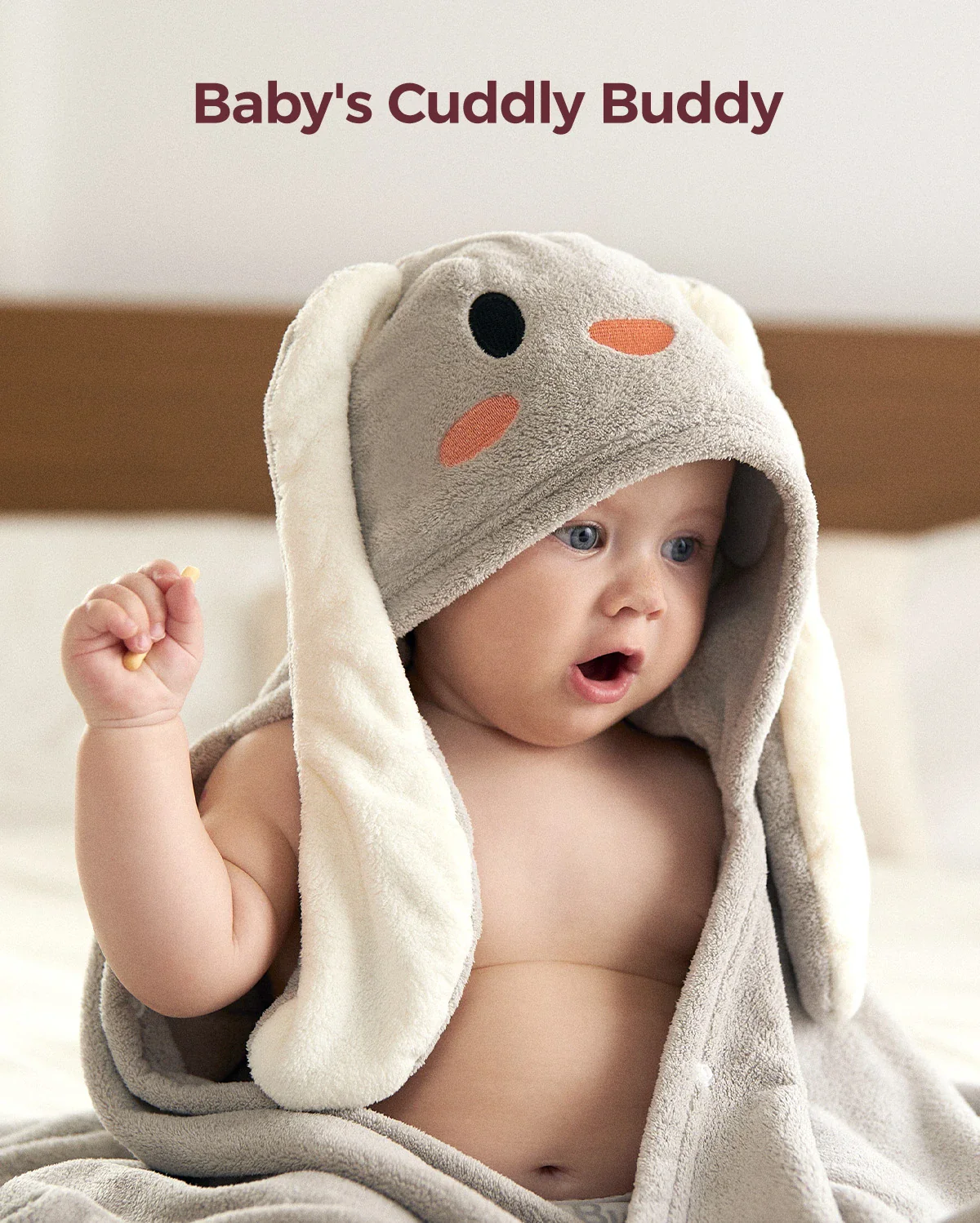 Momcozy Coral Fleece Hooded Baby Towel - Giraffe and Rabbit - Image 5