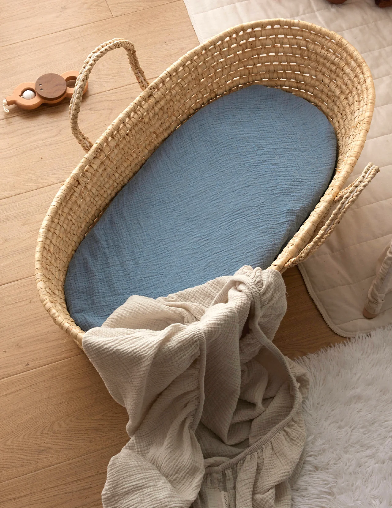 Momcozy Muslin Fitted Crib Sheets - 2 sizes - Image 7