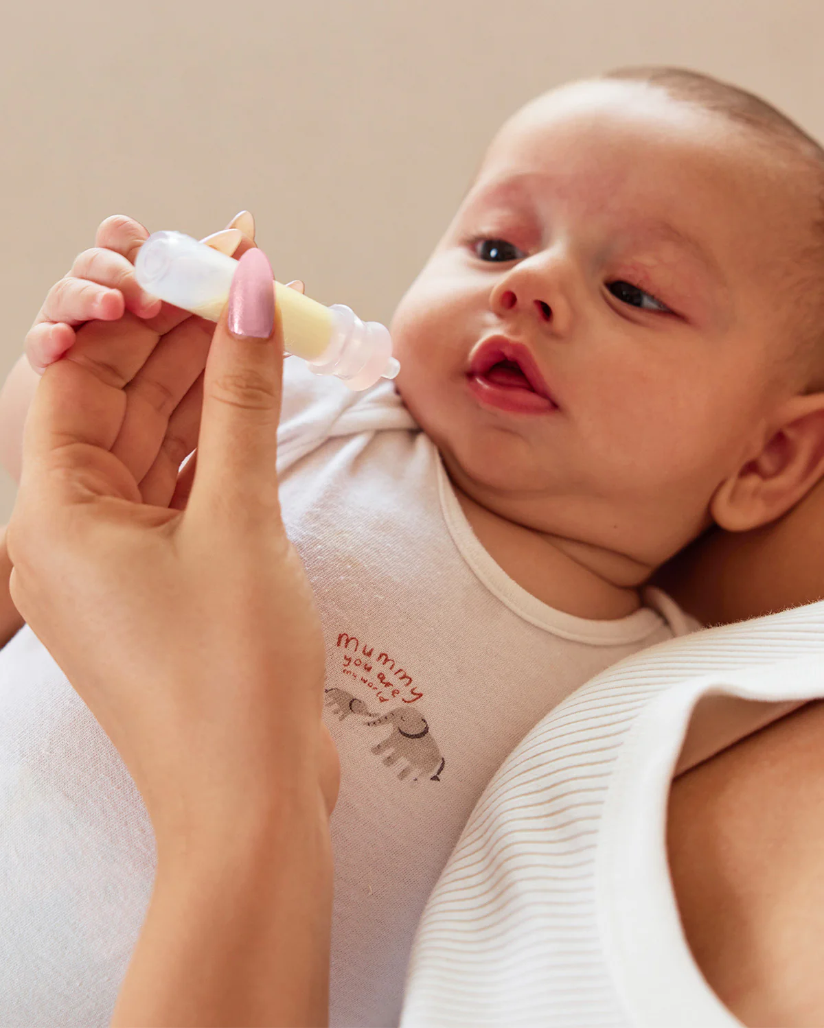 Postpartum Essentials Bundle: Hot and Cold Breast Pads & Colostrum Milk Collector - Image 6